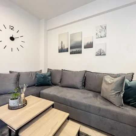 Diamond Palace Apartament Tríkala