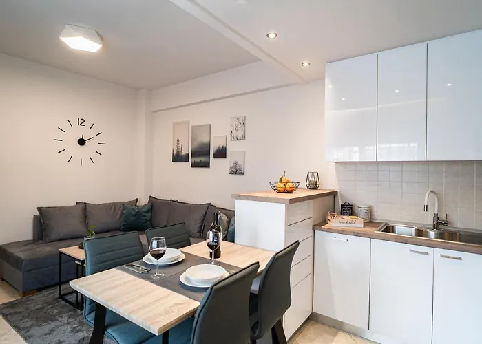 Diamond Palace * Tríkala